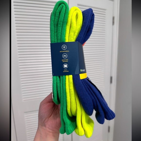 🦋Polo Ralph Lauren
Men's 6-Pk. Performance Colorful Crew Socks size-10-13 - Picture 4 of 7